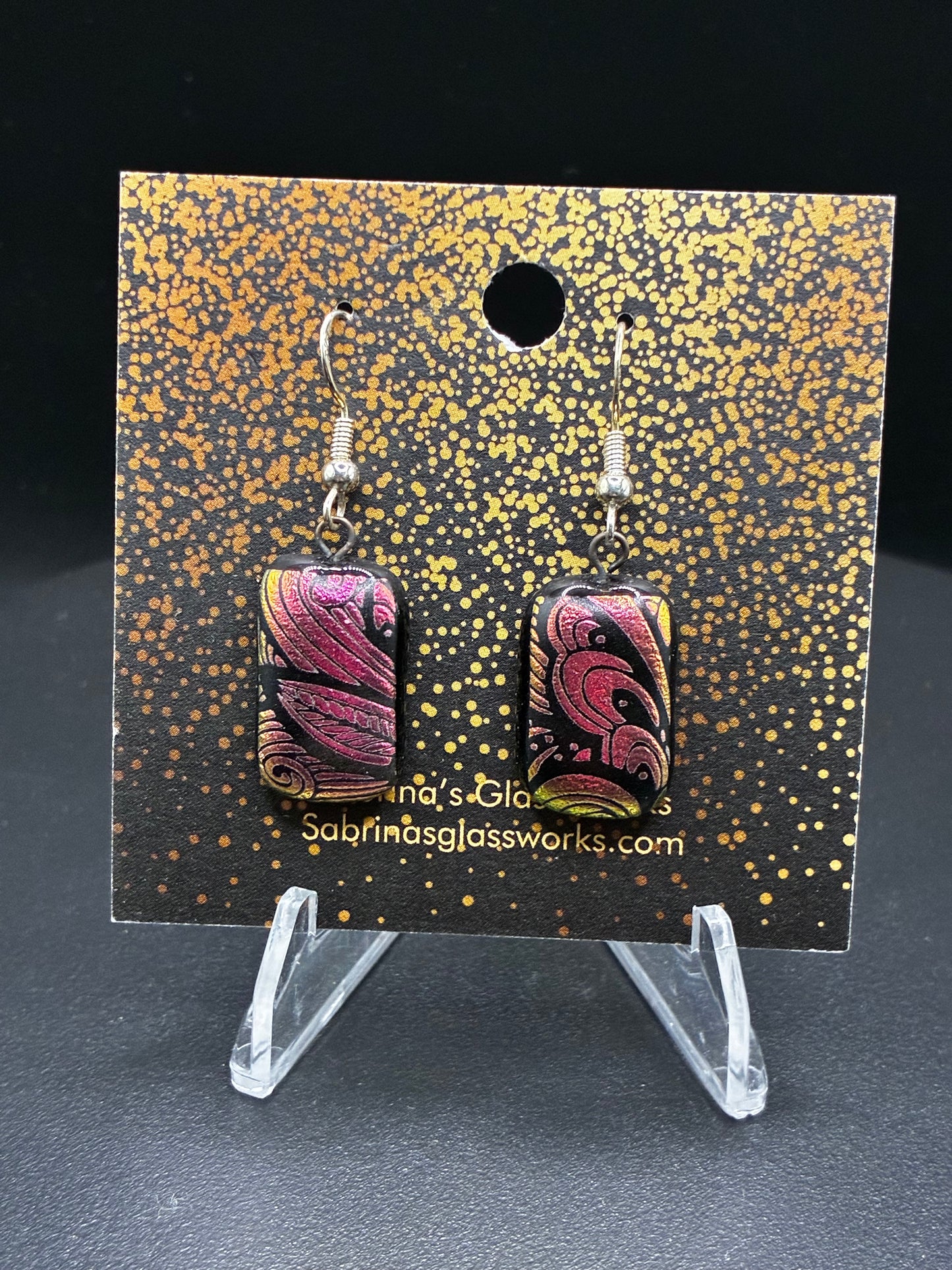 500-Pink and Black Dichroic Glass