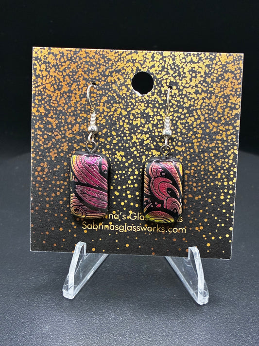 500-Pink and Black Dichroic Glass